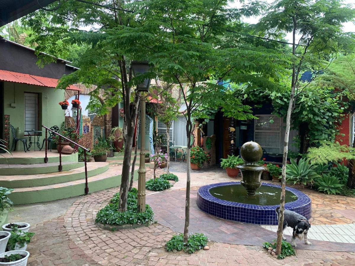 יוהנסבורג Rabbit Hole Hotel מראה חיצוני תמונה
