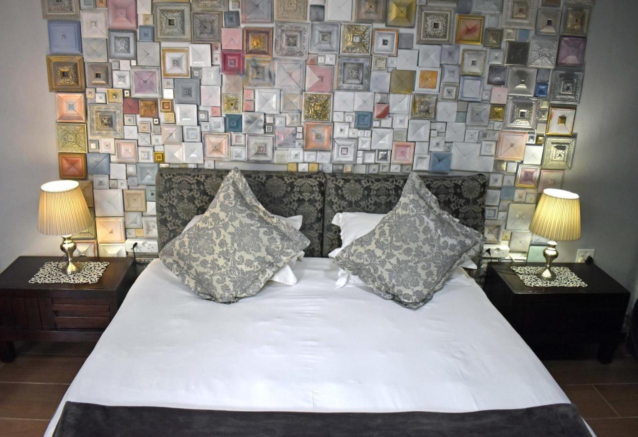 יוהנסבורג Rabbit Hole Hotel מראה חיצוני תמונה