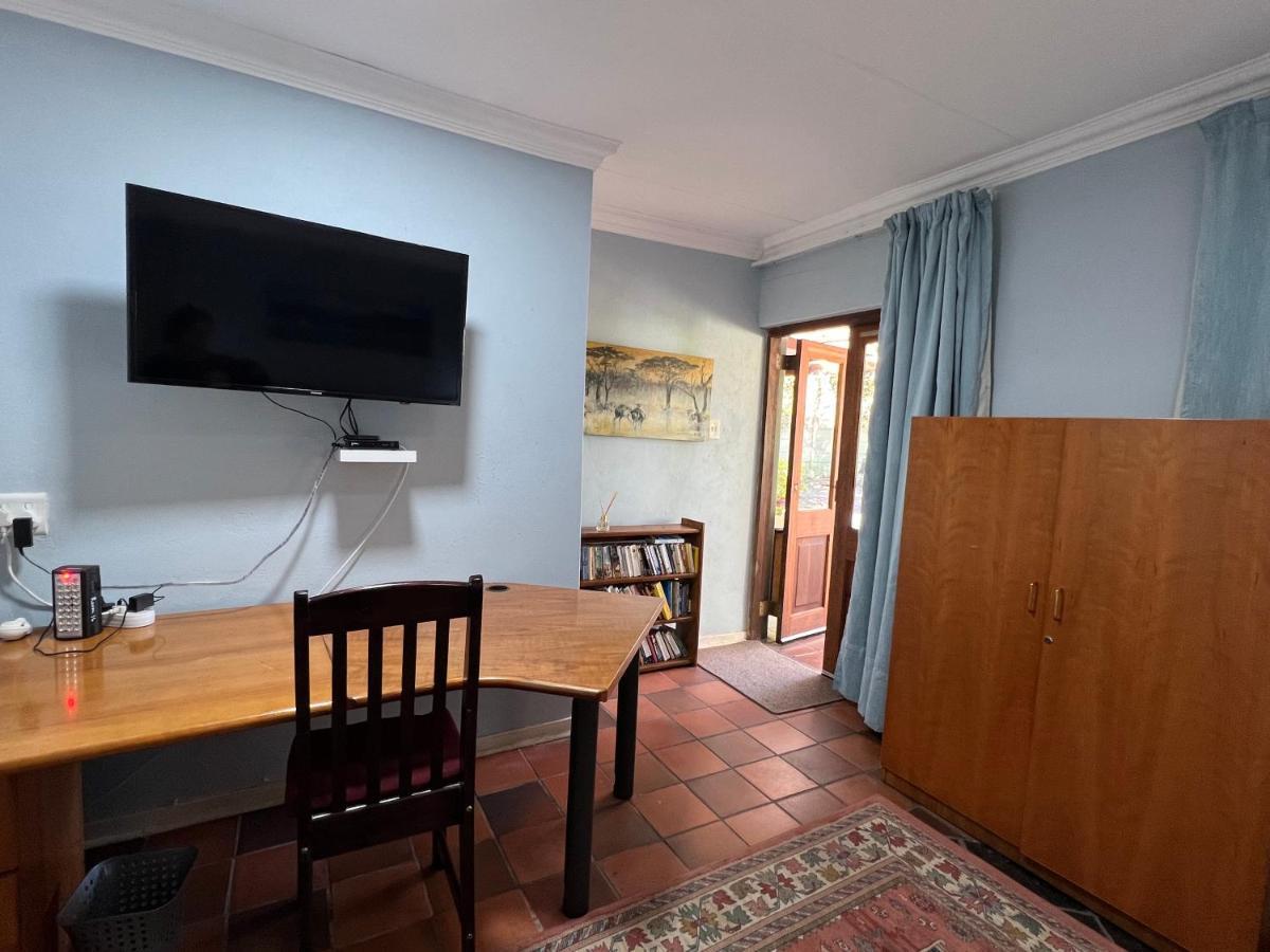 יוהנסבורג Rabbit Hole Hotel מראה חיצוני תמונה