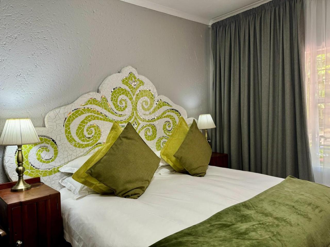 יוהנסבורג Rabbit Hole Hotel מראה חיצוני תמונה